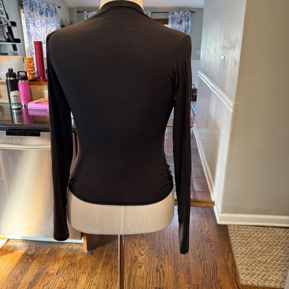 Skims Long sleeve top - Picture 2 of 3